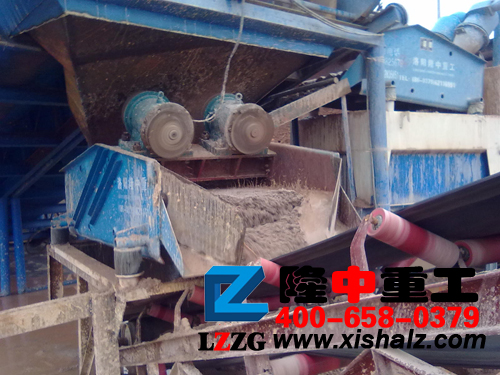 泥沙分離現(xiàn)場 張家界泥沙分離現(xiàn)場.jpg